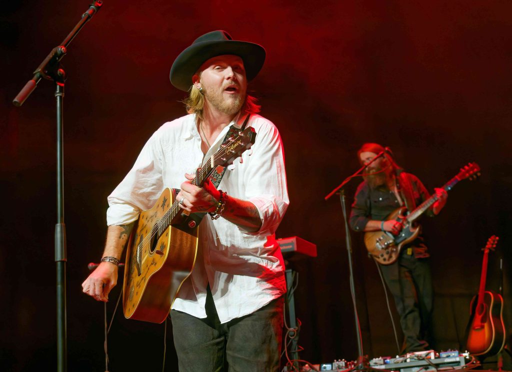 Jackson Dean in concert